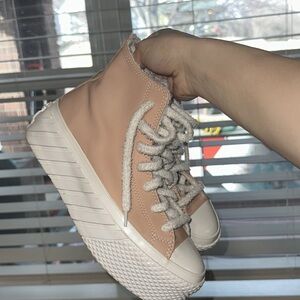 Converse Women's pinkish beige High-Top Sneakers